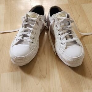 Womens White Leather Platform Converse Size 6